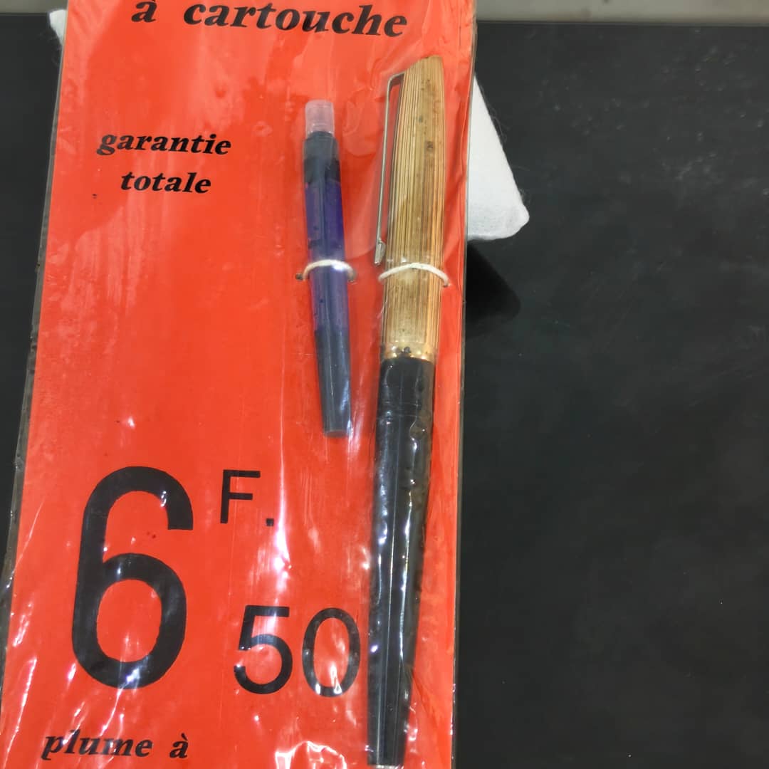Stylo plume floridor 
كمية 20
Prix 3500