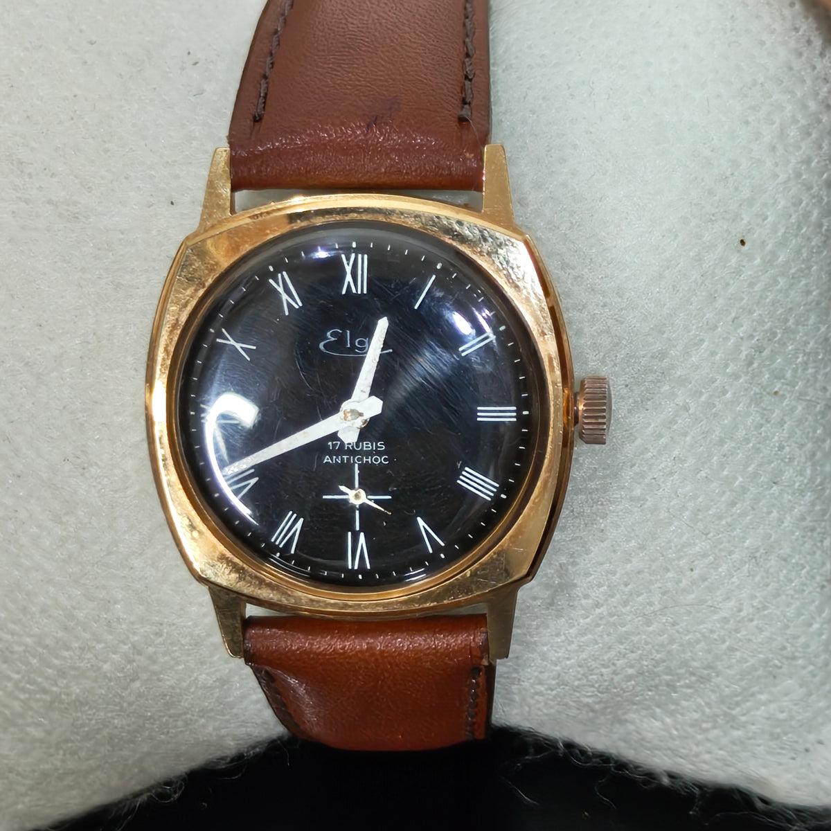 Montre elgé mécanique vintage original 
36mm
Prix 12000