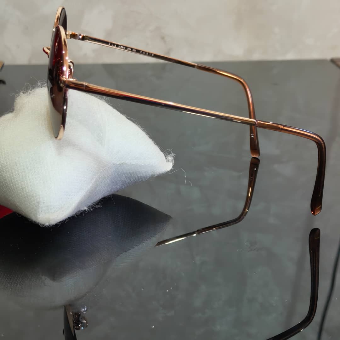 Lunette Lukas paris femme original 
لون زجاج بني
52/18
سعر 12500