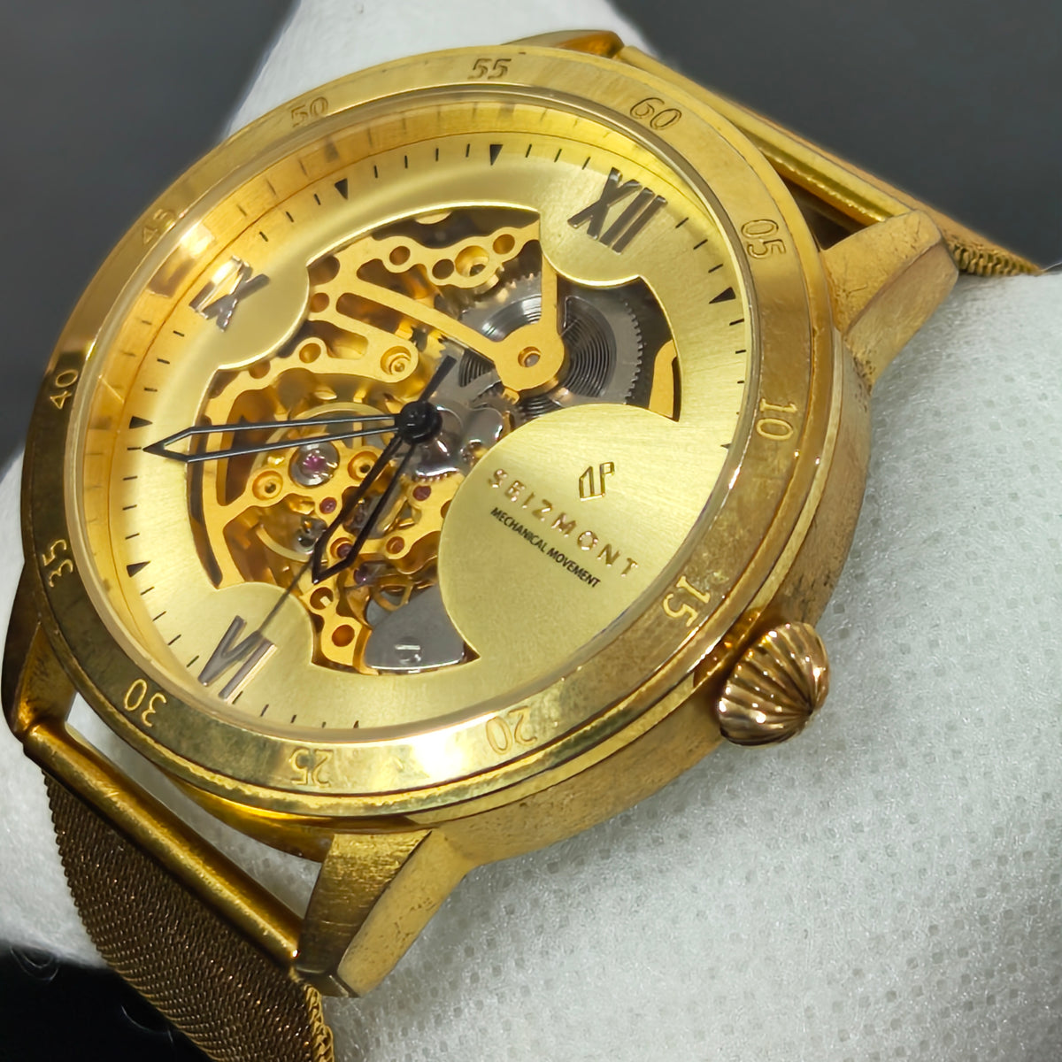 Montre seizmont automatique scoullat/مليون ومتين 
40mm
Prix 12000