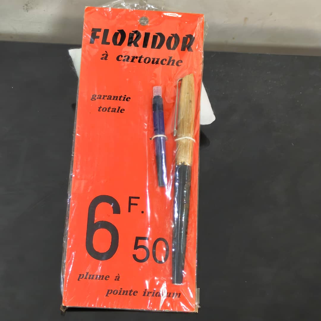 Stylo plume floridor 
كمية 20
Prix 3500