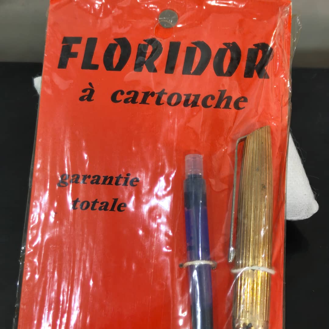 Stylo plume floridor 
كمية 20
Prix 3500