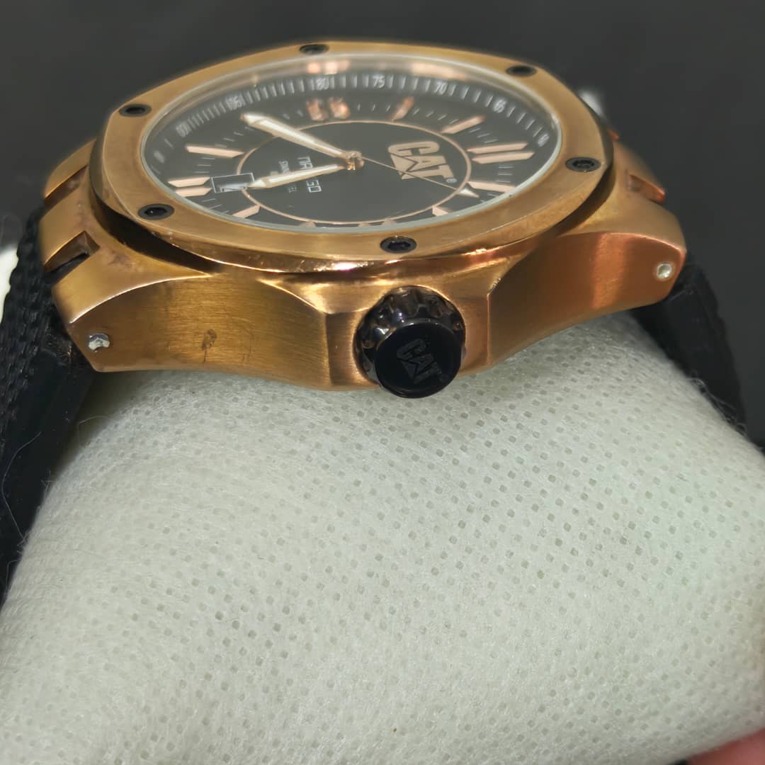 Montre cat Quartz original/مليون ونصف 
40mm
Prix 15000