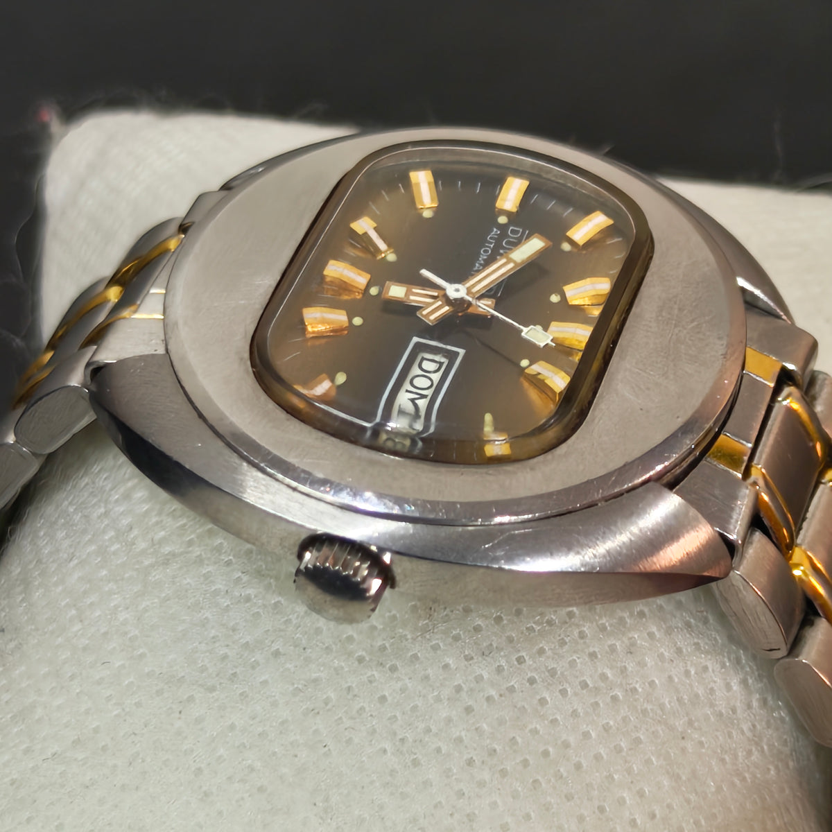 Montre duward automatique original 
38mm
Prix 25000