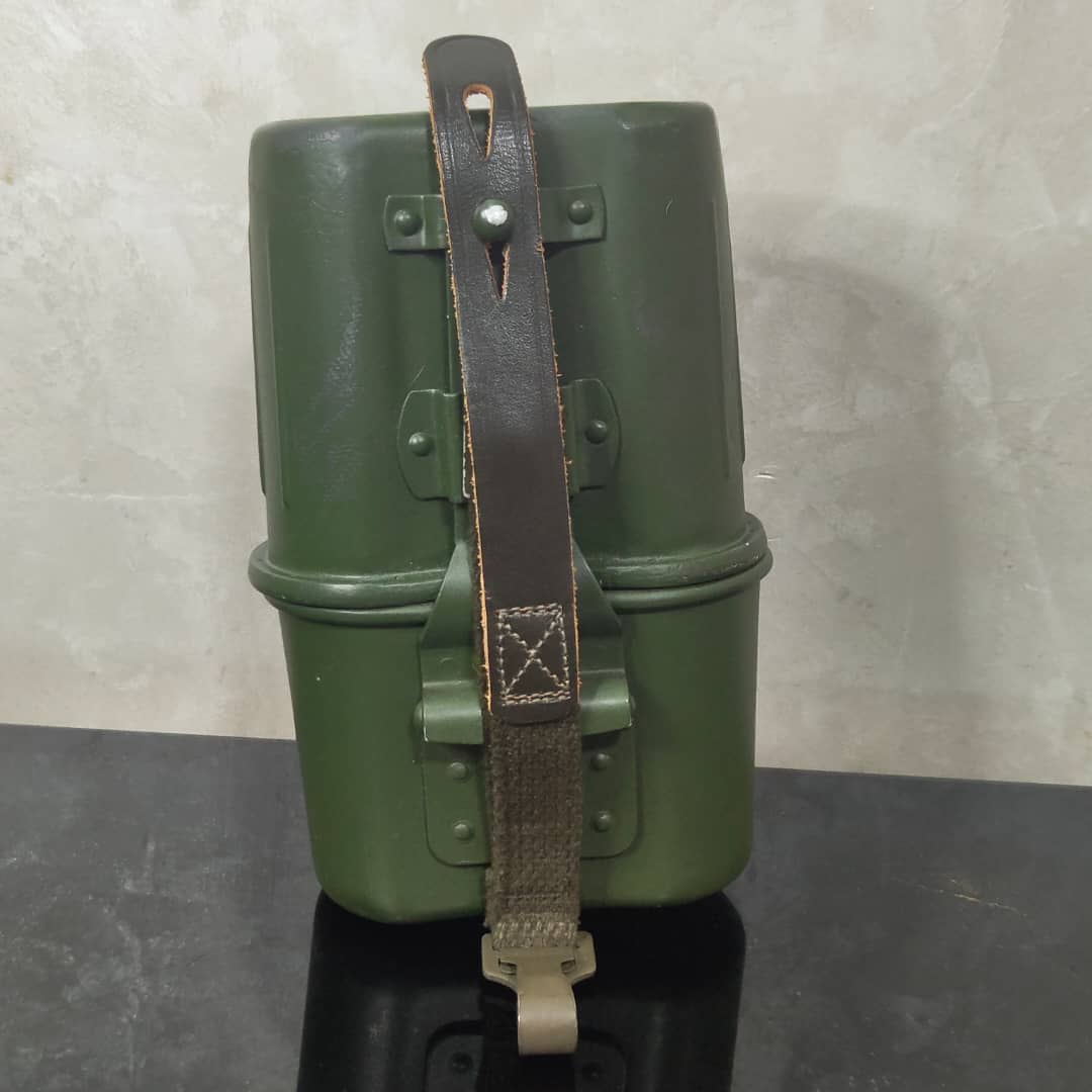 أنية جبلية، خاصة بالطعام 
20/12cm
Prix 6000