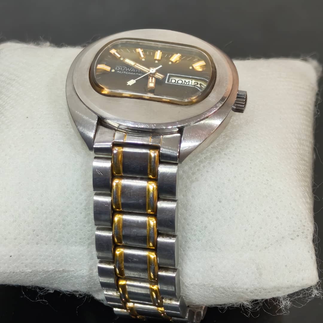 Montre duward automatique original 
38mm
Prix 25000