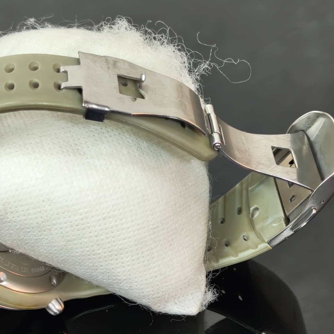 Montre Nike plongée 200m
38mm
Prix 12000