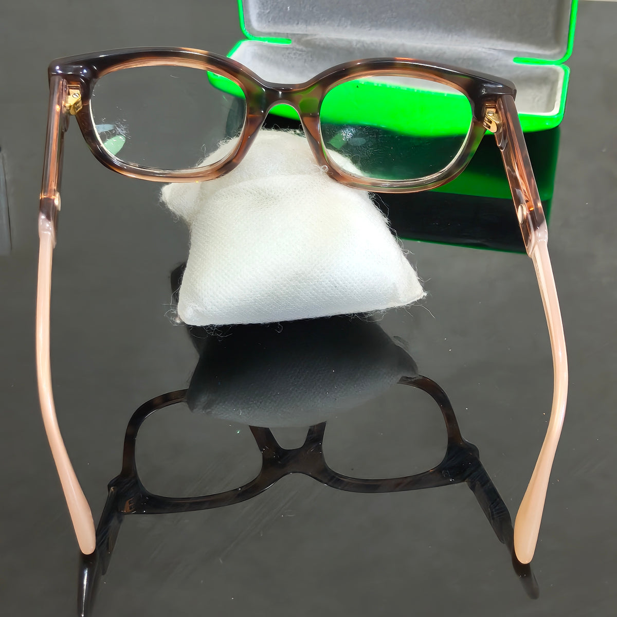 Cadre du lunette Vanessa Bruno femme original 
50/22
Prix 10000