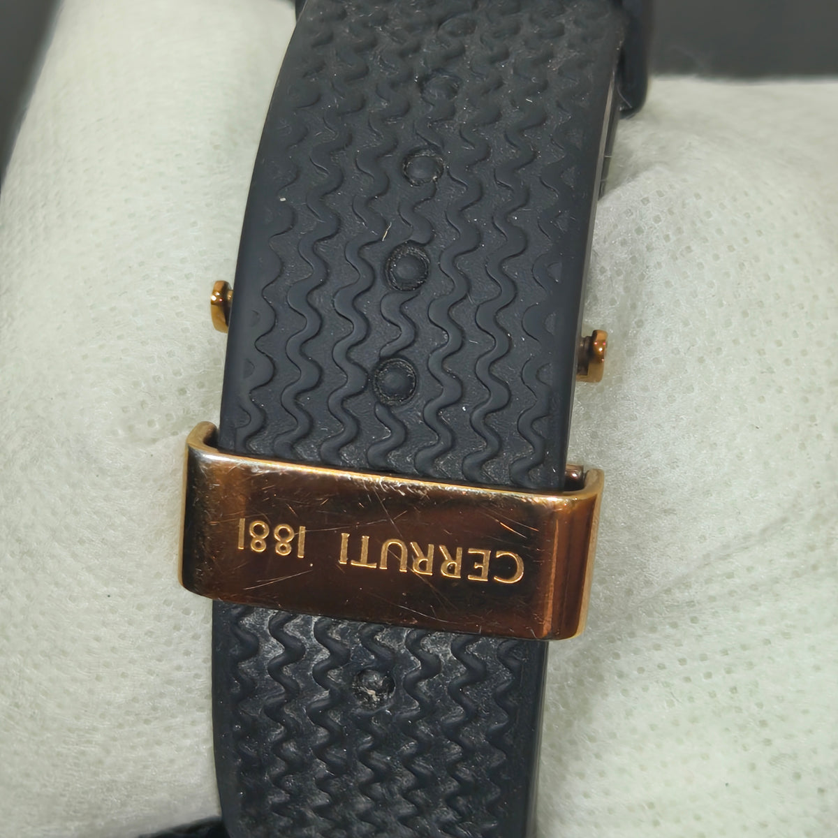 Montre cat Quartz original/مليون ونصف 
40mm
Prix 15000