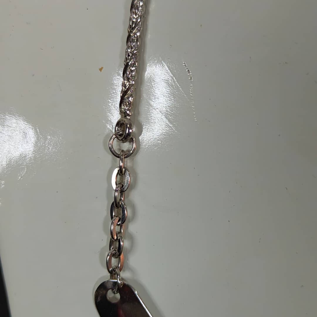 سلسلة acier inoxydable 
طول مغلق 18cm