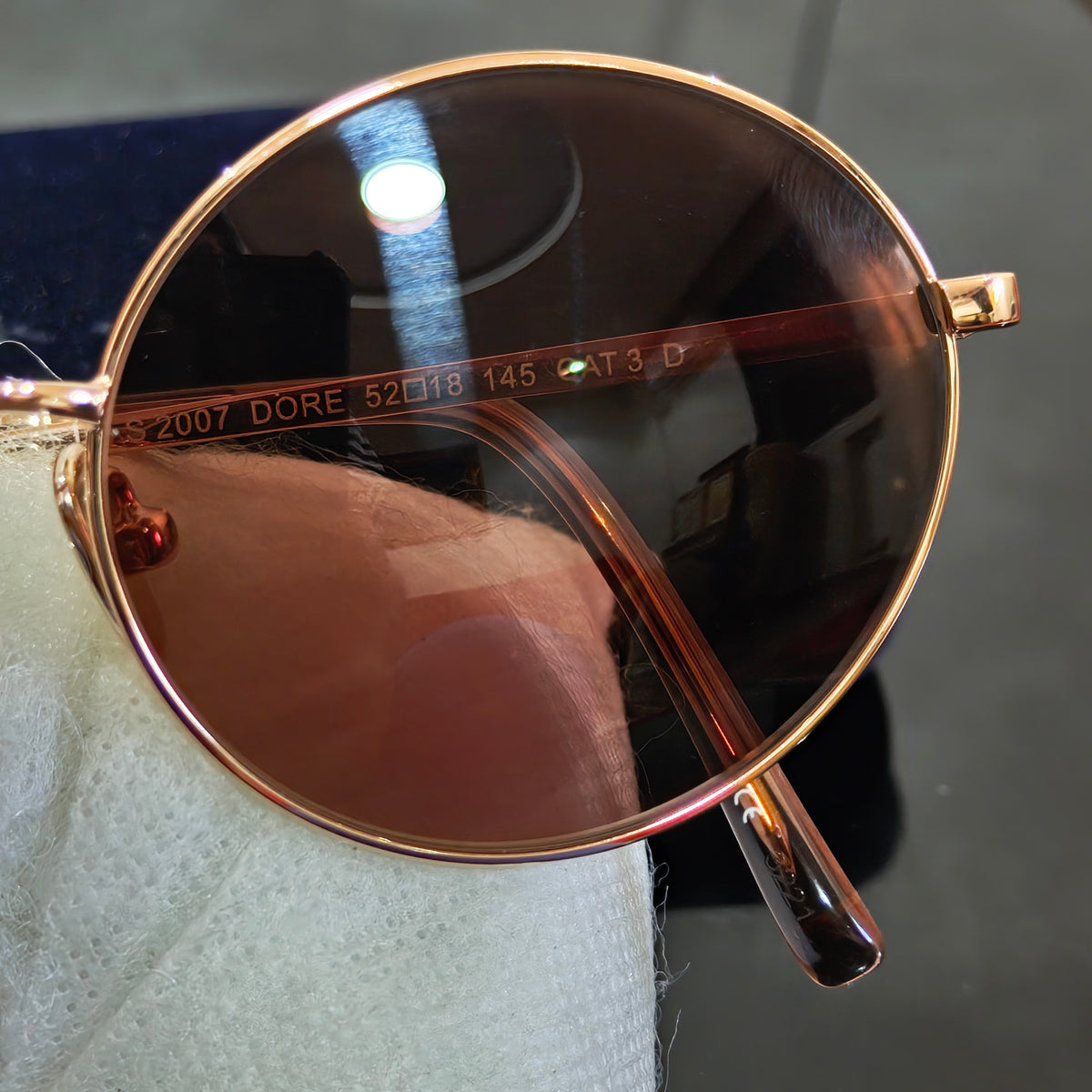 Lunette Lukas paris femme original 
لون زجاج بني
52/18
سعر 12500
