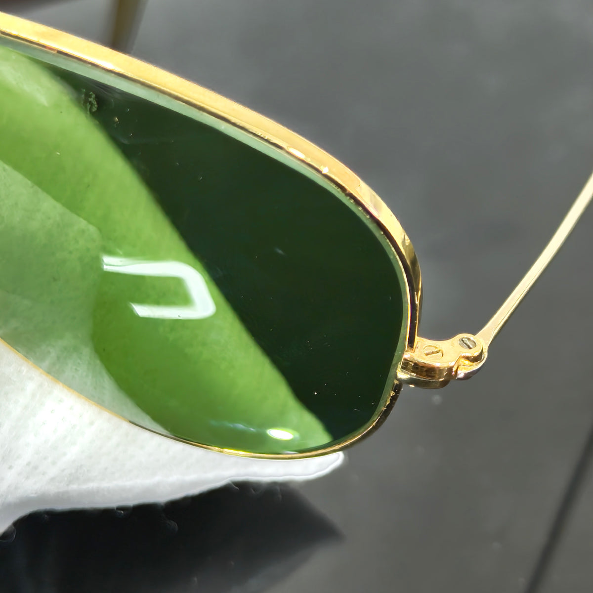 Lunette ray ben usa bl original زوج ملايين ومتين 
58/14
سعر 22000