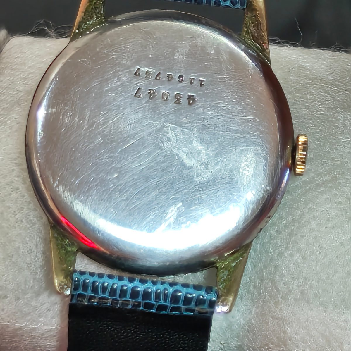 Montre certina mécanique 1950 vintage original 
40mm
Prix 45000