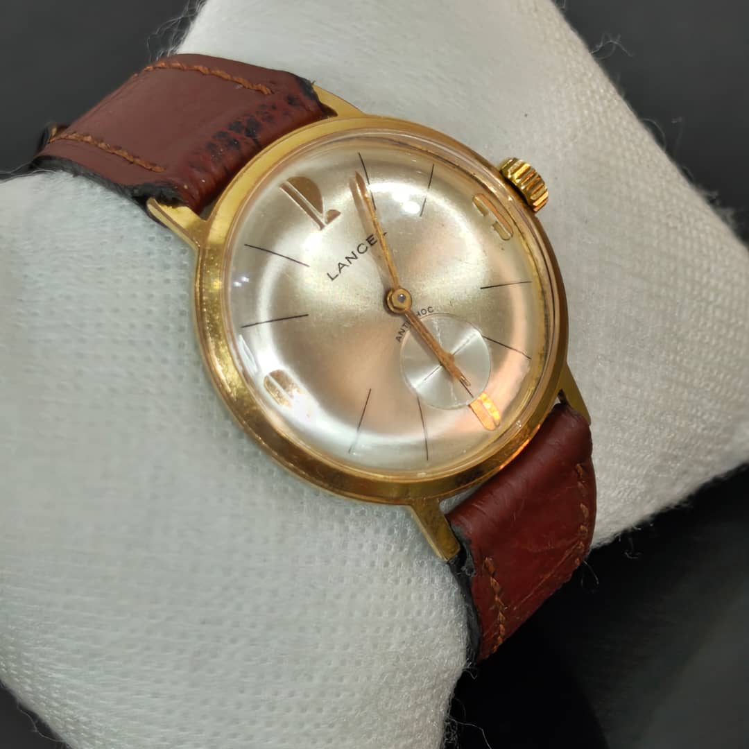 Montre Lancel mécanique vintage original 
38mm
Prix 15000