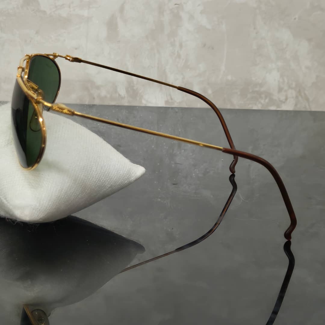 Lunette ray ben usa bl original تحفة نادرة
أربعة ملايين وربعمية
44000