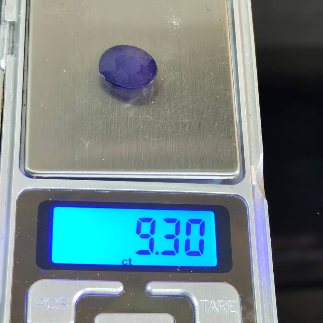 فص حجر سغير أزريق طبيعي 
سعر 22000
