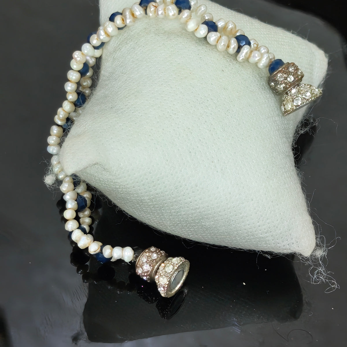 سوار نسائي بالجوهر حر 
طول 19mm
Prix 4500