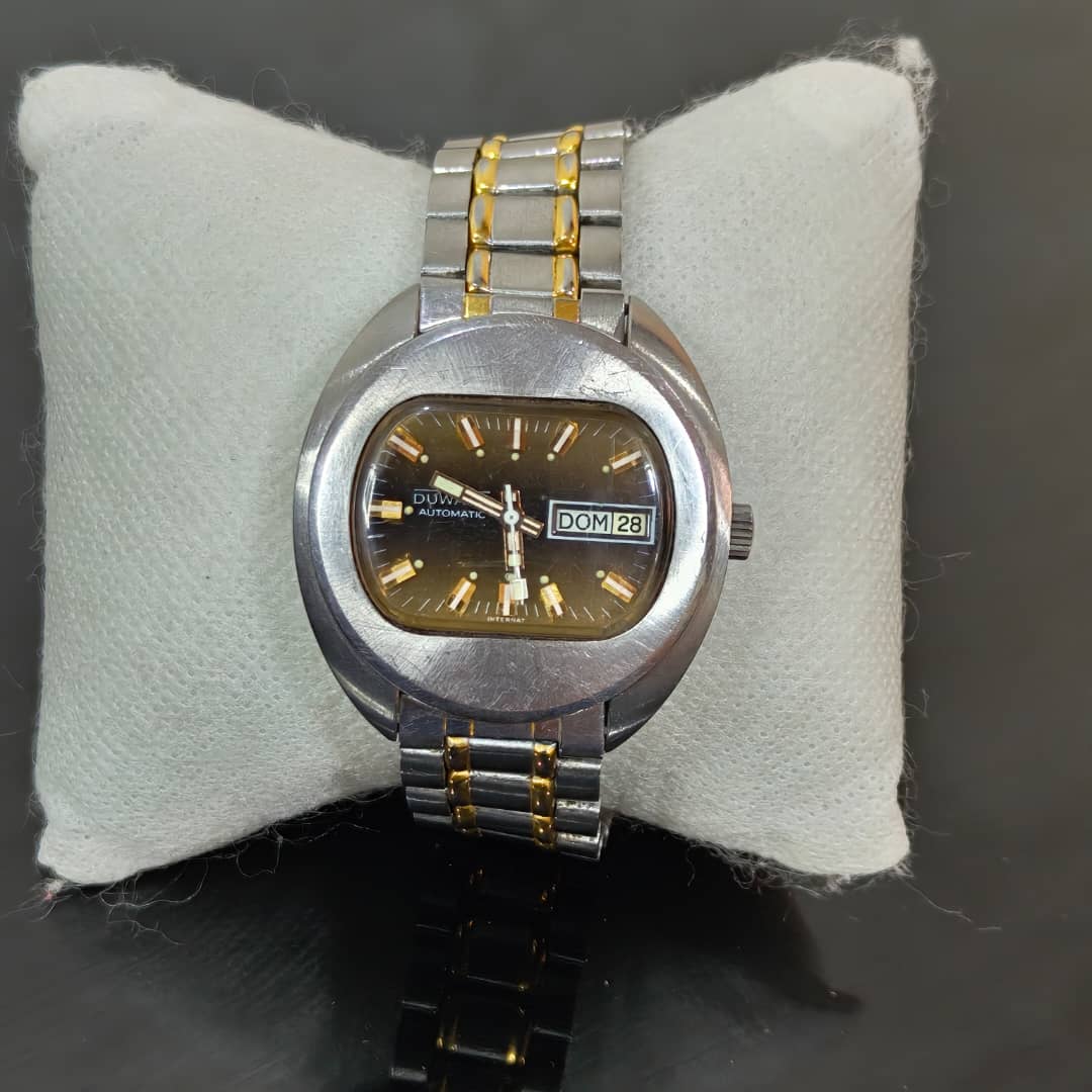 Montre duward automatique original 
38mm
Prix 25000