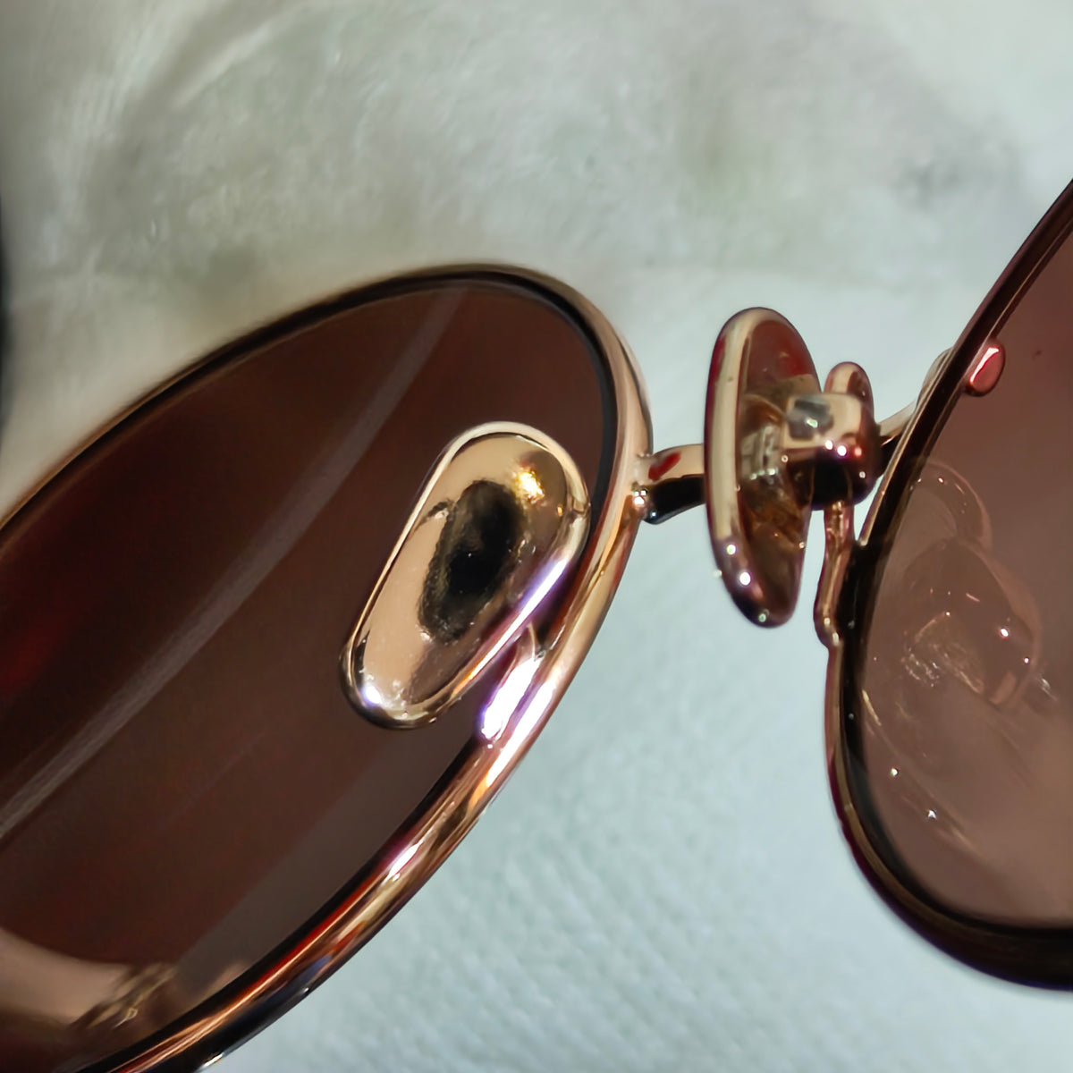 Lunette Lukas paris femme original 
لون زجاج بني
52/18
سعر 12500