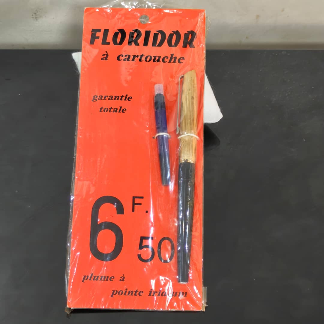 Stylo plume floridor 
كمية 20
Prix 3500
