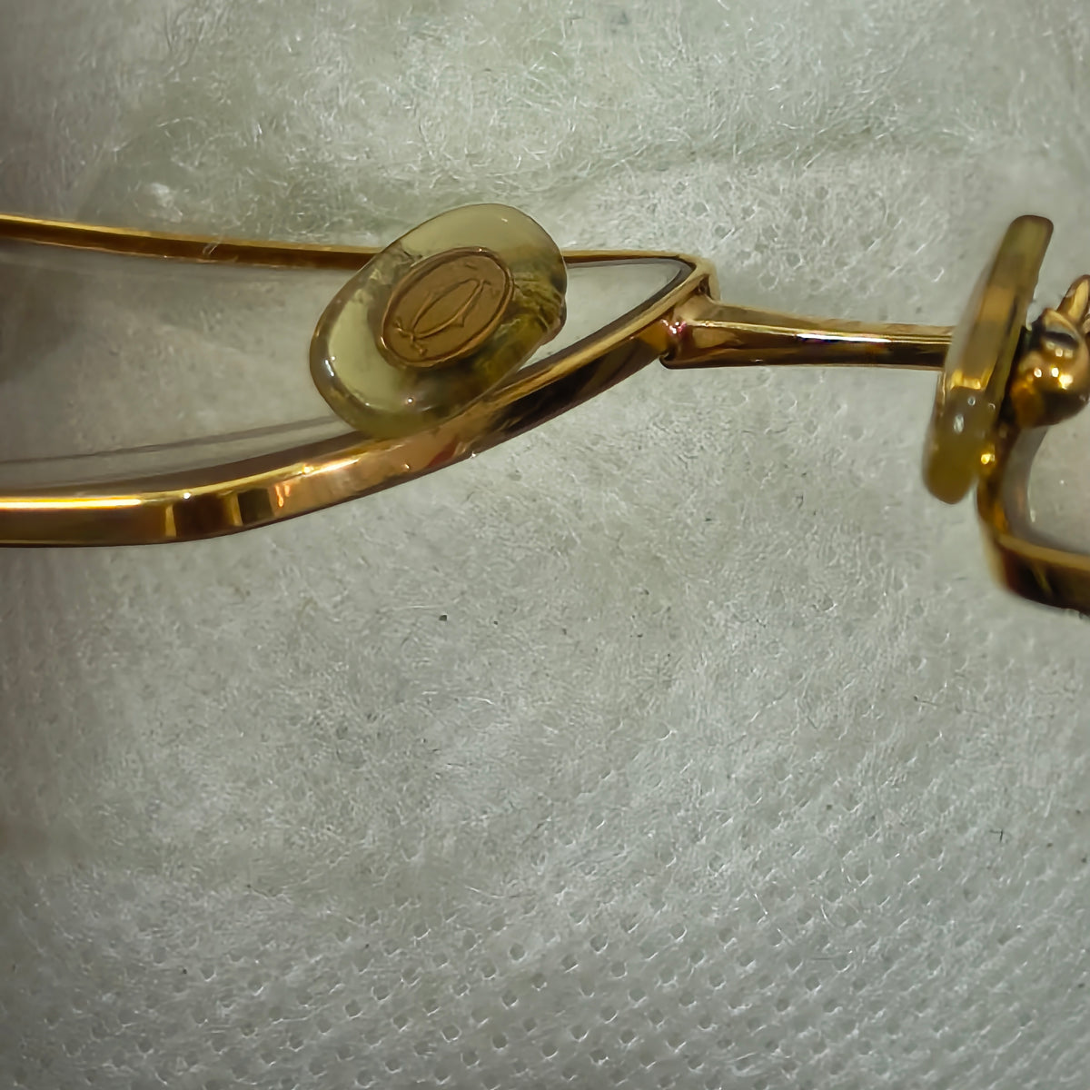 Lunette cartier France original    إثنان عشر مليون
54/18
Prix 120000