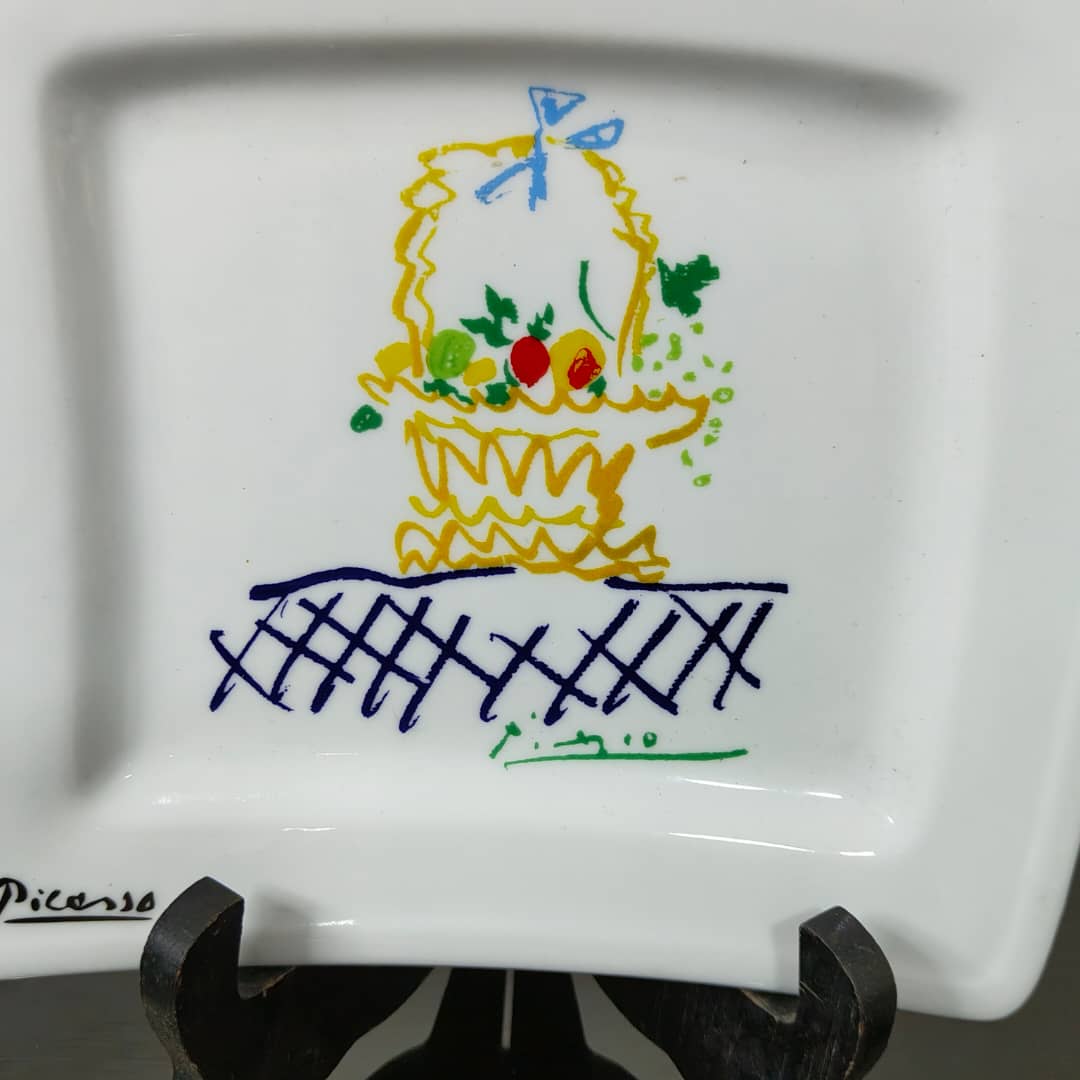 Pièces uniques faïence signé 
20cm/17cm