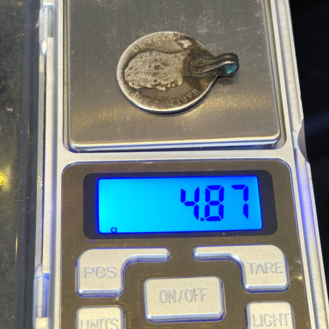 5قلادات فضة
سعر 5500للقطعة