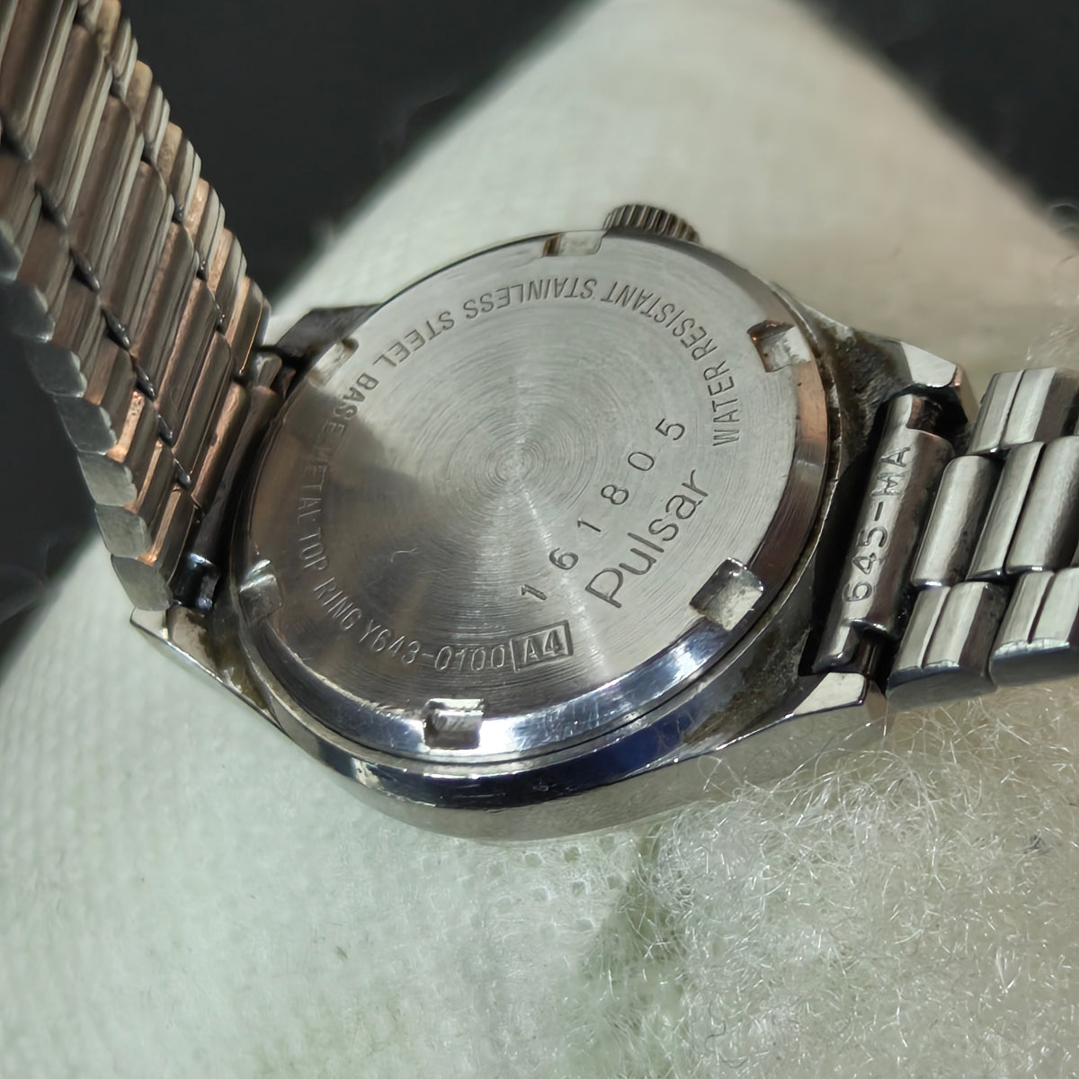 Montre pulsar femme quartz original 
Prix 8000