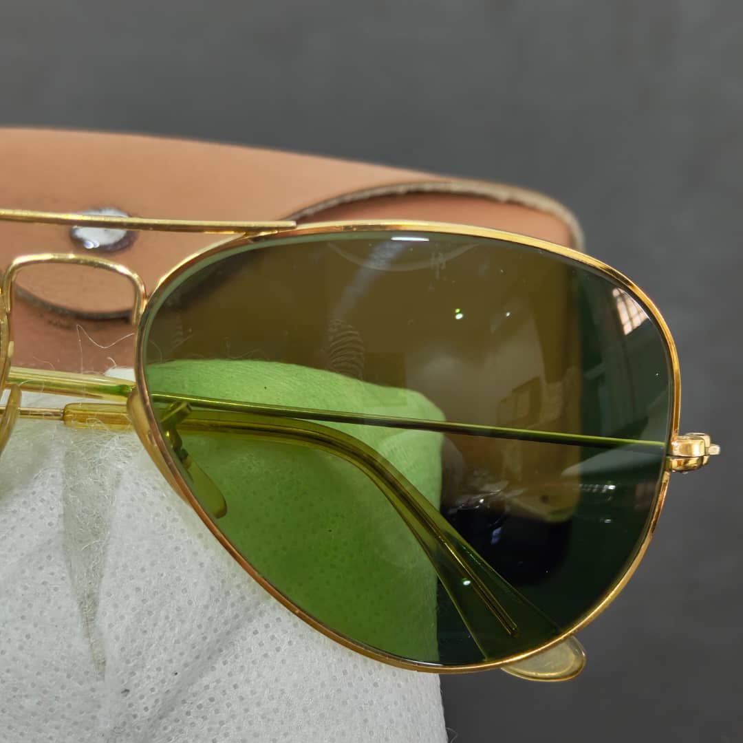 Lunette ray ben usa bl original زوج ملايين ومتين 
58/14
سعر 22000