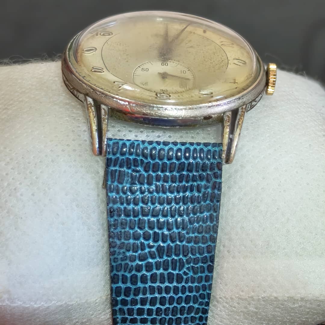Montre certina mécanique 1950 vintage original 
40mm
Prix 45000