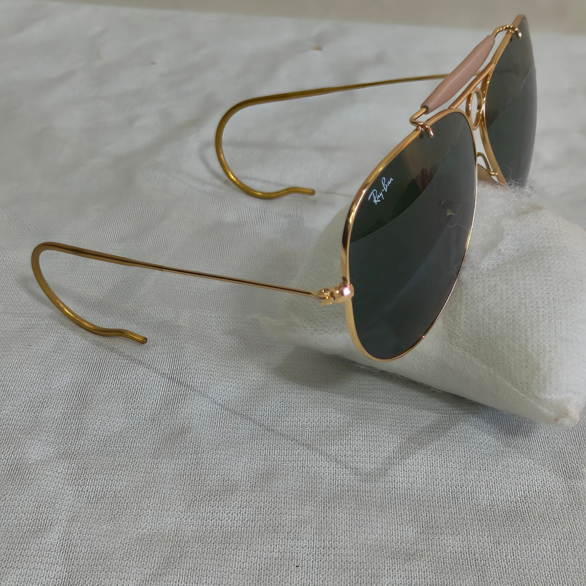 Lunette ray ben rb original 
58
Prix 22000
