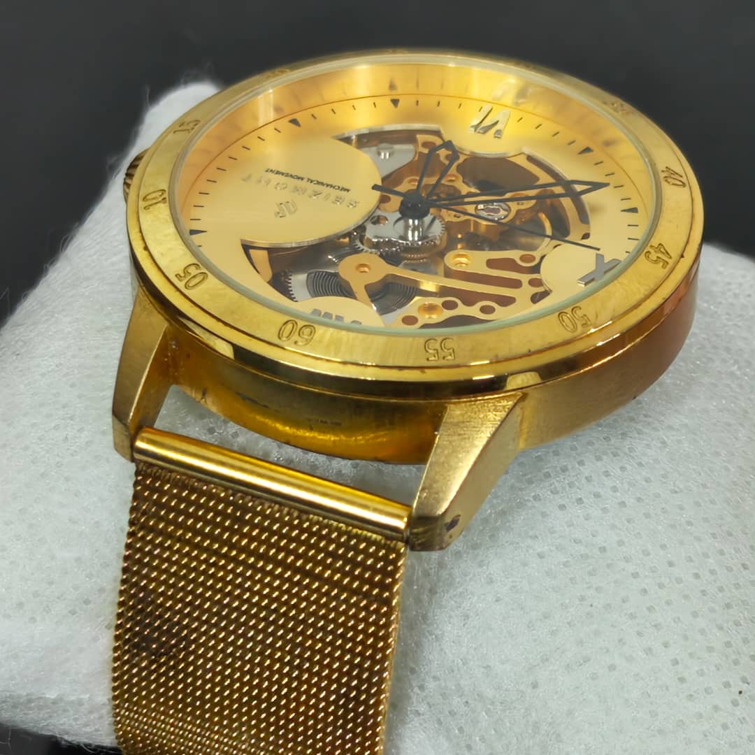 Montre seizmont automatique scoullat/مليون ومتين 
40mm
Prix 12000