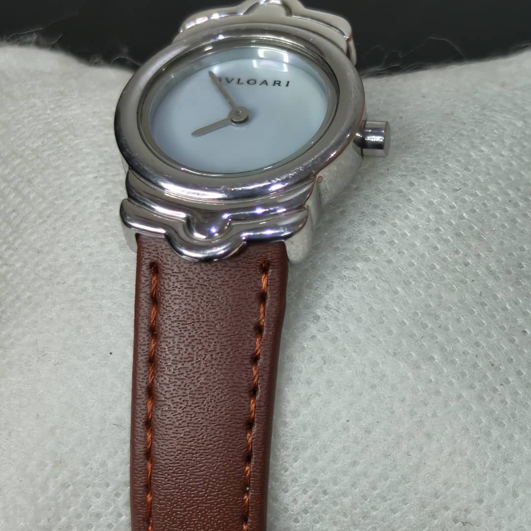 Montre bvolgari femme original 
Prix 18000