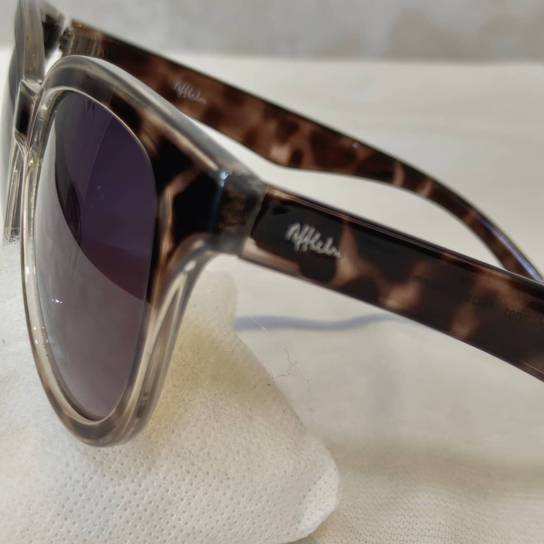 Lunette affulin femme original 
53/20
Prix 8500