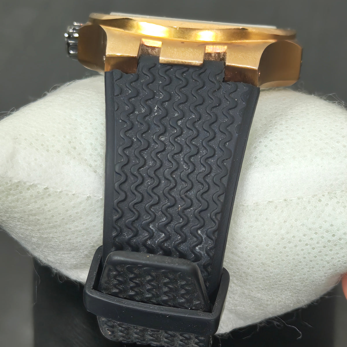 Montre cat Quartz original/مليون ونصف 
40mm
Prix 15000